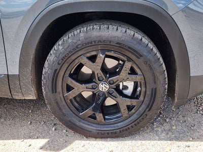 2024 Volkswagen Atlas 2.0T Peak Edition SE w/Technology