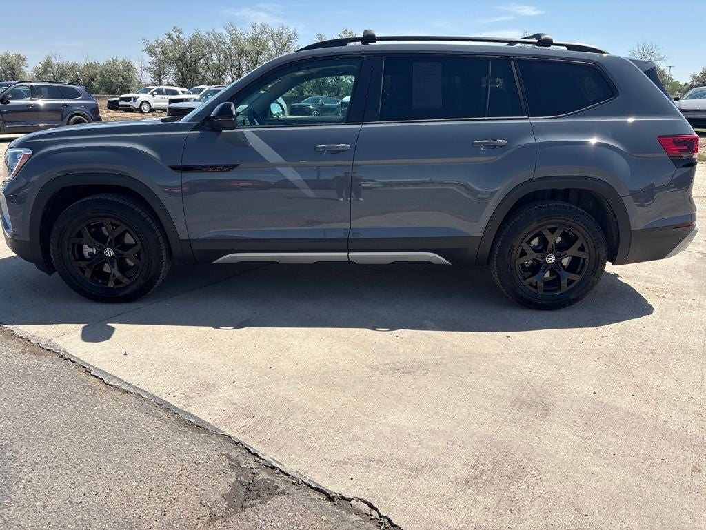 2024 Volkswagen Atlas 2.0T Peak Edition SE w/Technology