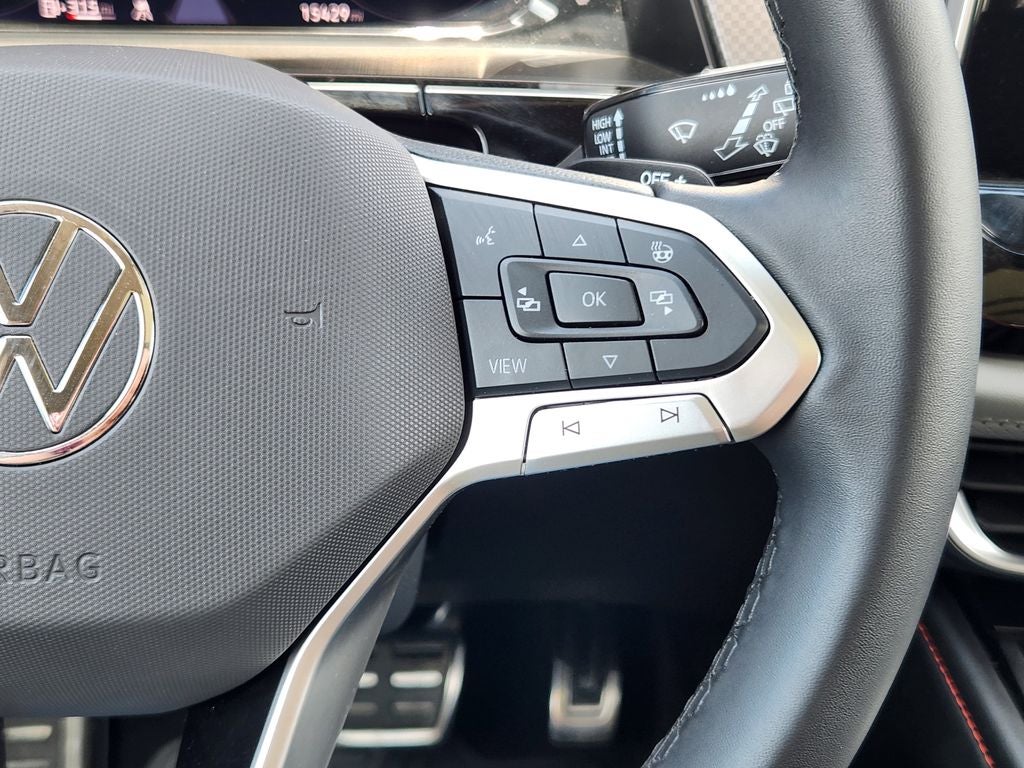 2024 Volkswagen Atlas 2.0T Peak Edition SE w/Technology