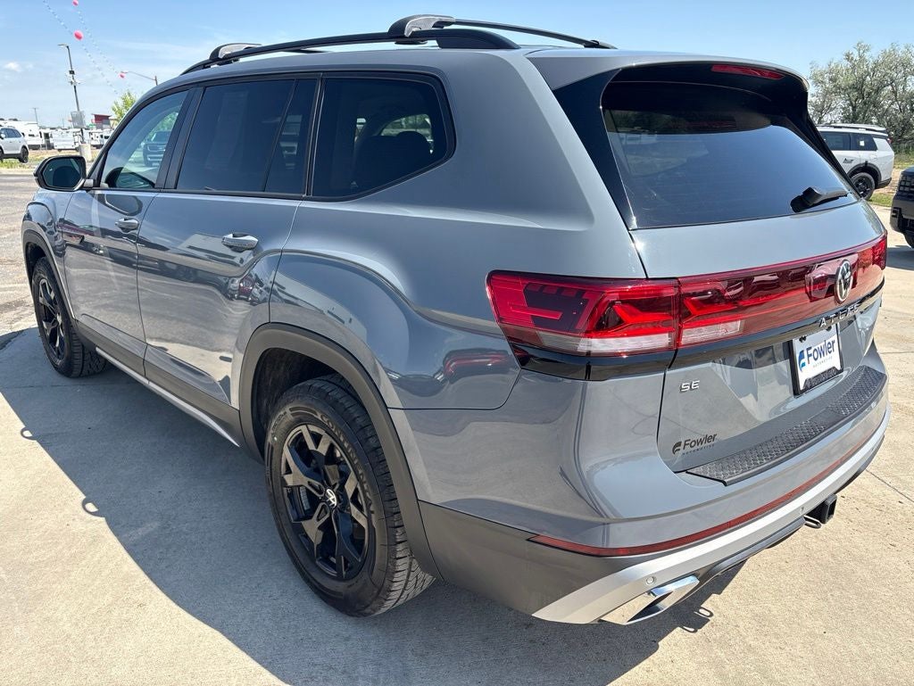 2024 Volkswagen Atlas 2.0T Peak Edition SE w/Technology