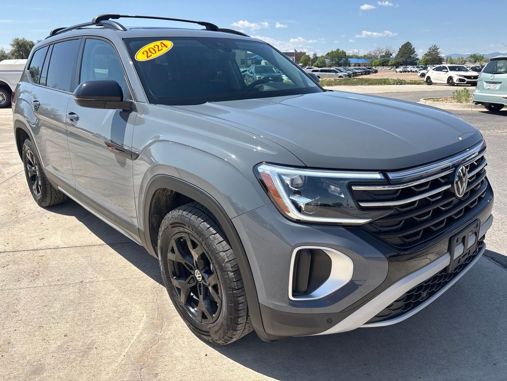 2024 Volkswagen Atlas 2.0T Peak Edition SE w/Technology