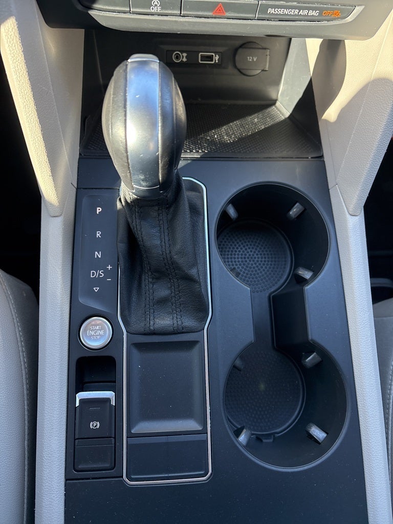 2019 Volkswagen Atlas 2.0T SE w/Technology w/Technology