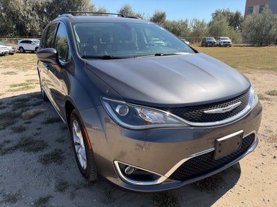 2017 Chrysler Pacifica Touring L Plus