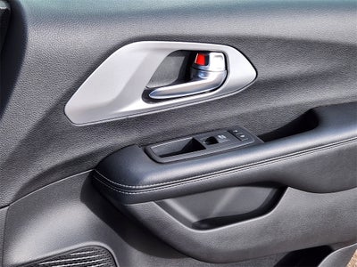 2019 Chrysler Pacifica Hybrid Touring L