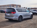 2019 Chrysler Pacifica Hybrid Touring L