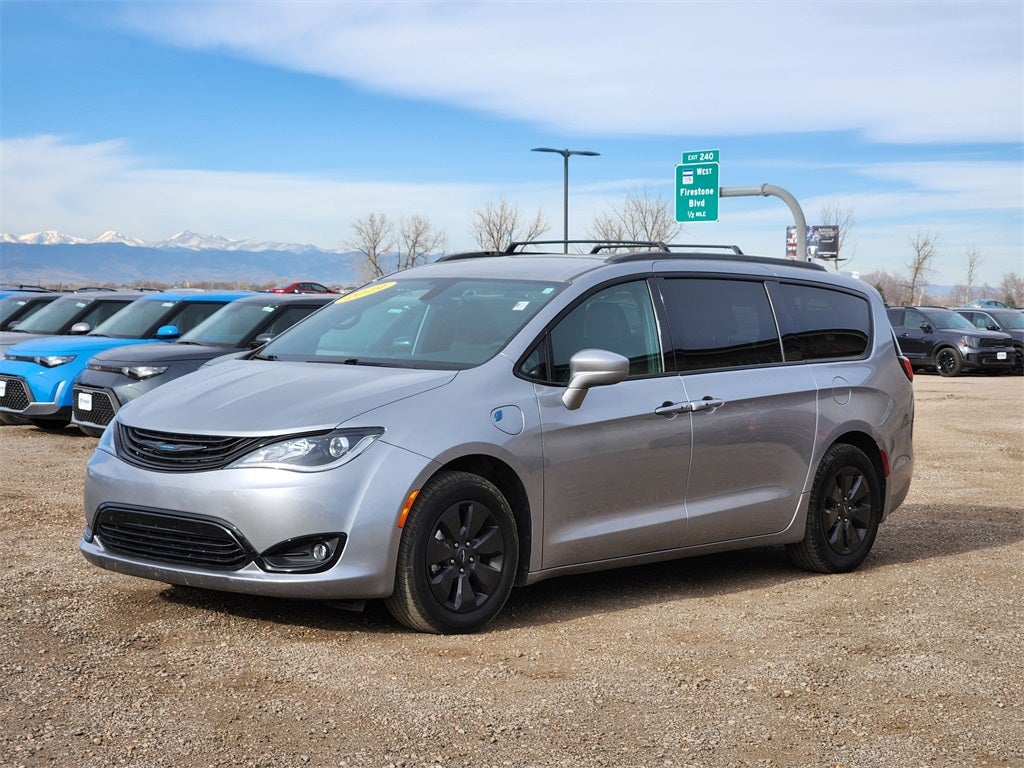 2019 Chrysler Pacifica Hybrid Touring L