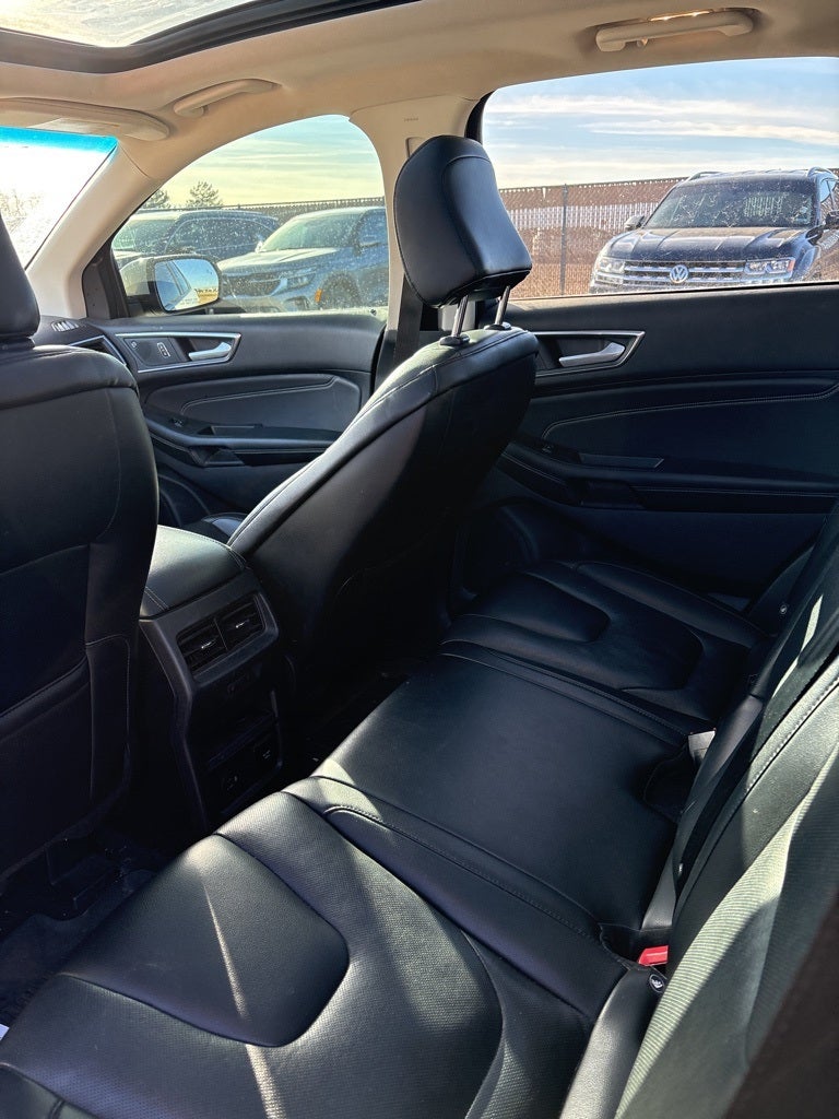 2021 Ford Edge Titanium