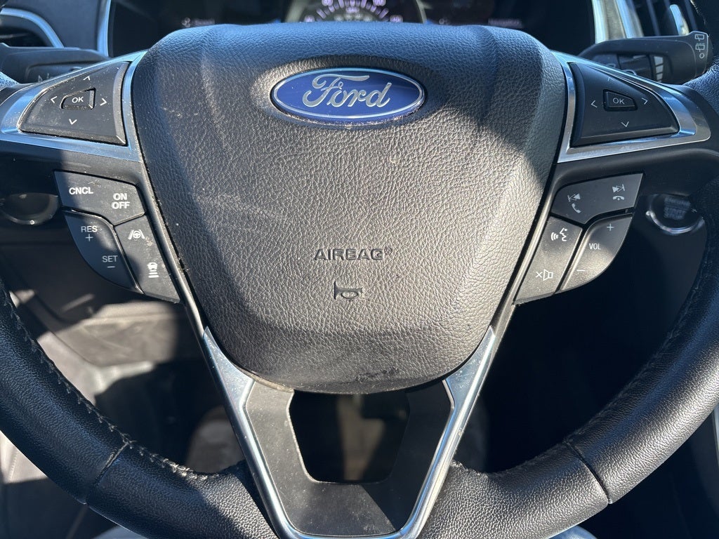 2021 Ford Edge Titanium