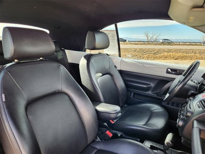 2009 Volkswagen Beetle 2.5L Black Tie Edition
