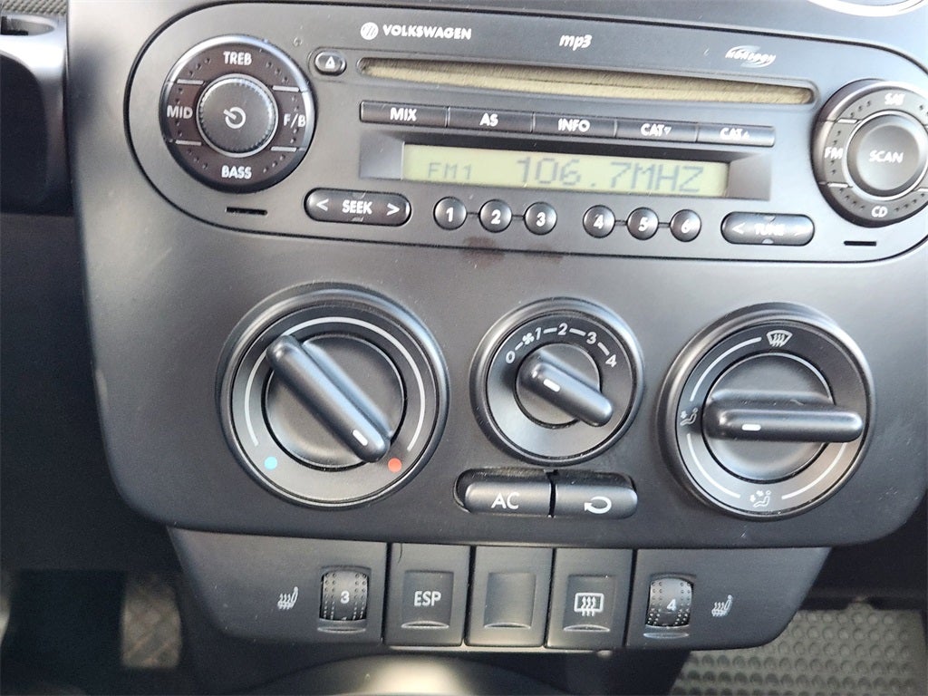 2009 Volkswagen Beetle 2.5L Black Tie Edition