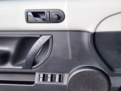 2009 Volkswagen Beetle 2.5L Black Tie Edition