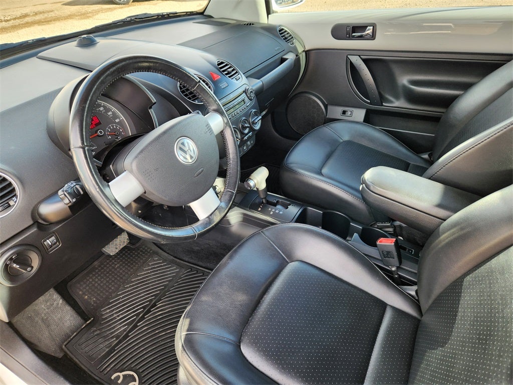 2009 Volkswagen Beetle 2.5L Black Tie Edition