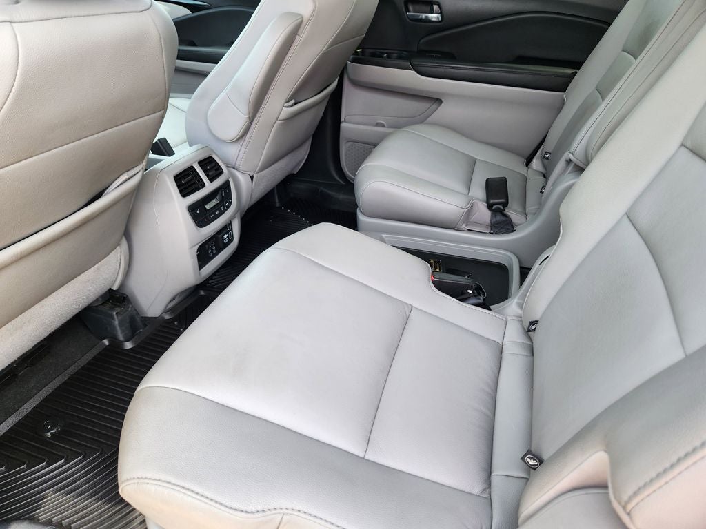2019 Honda Pilot Touring 7 Passenger