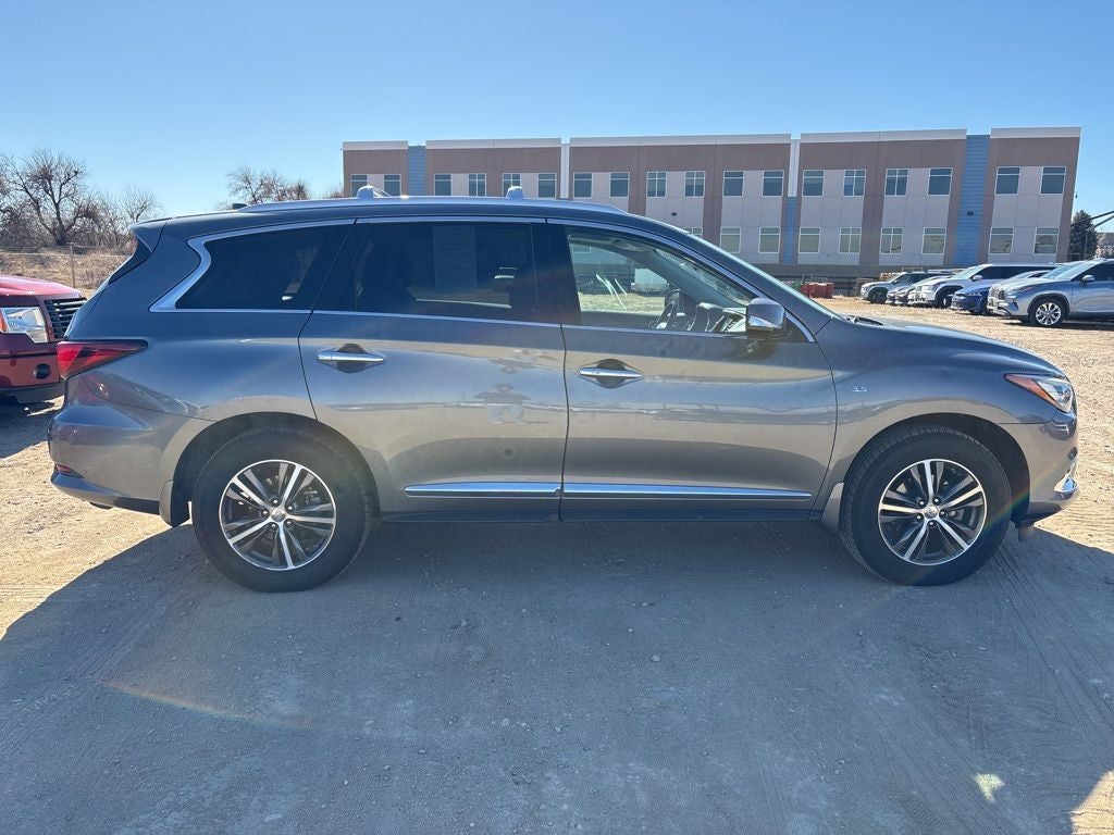 2019 INFINITI QX60 LUXE
