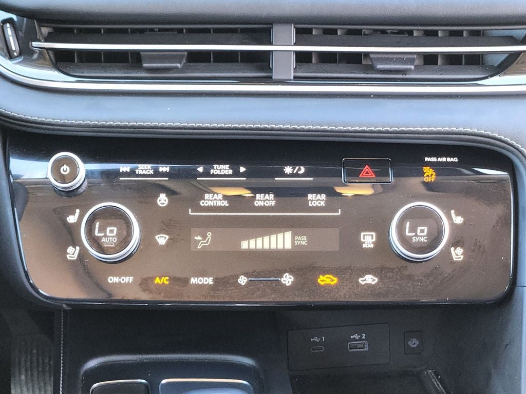 2023 INFINITI QX60 LUXE