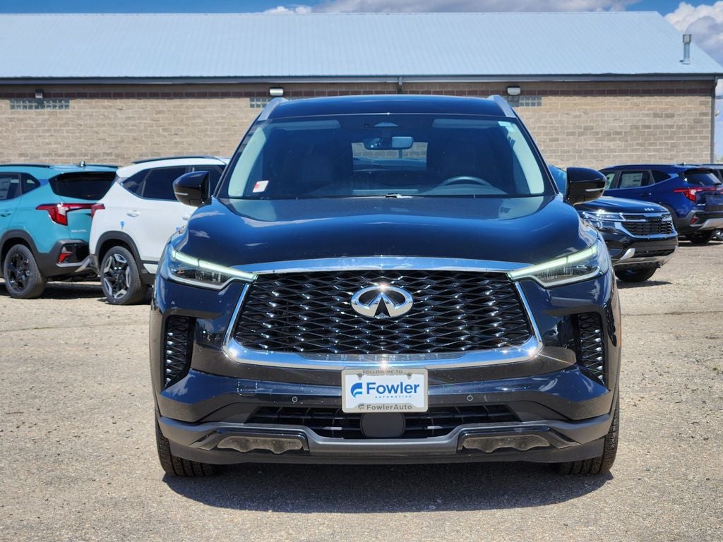 2023 INFINITI QX60 LUXE