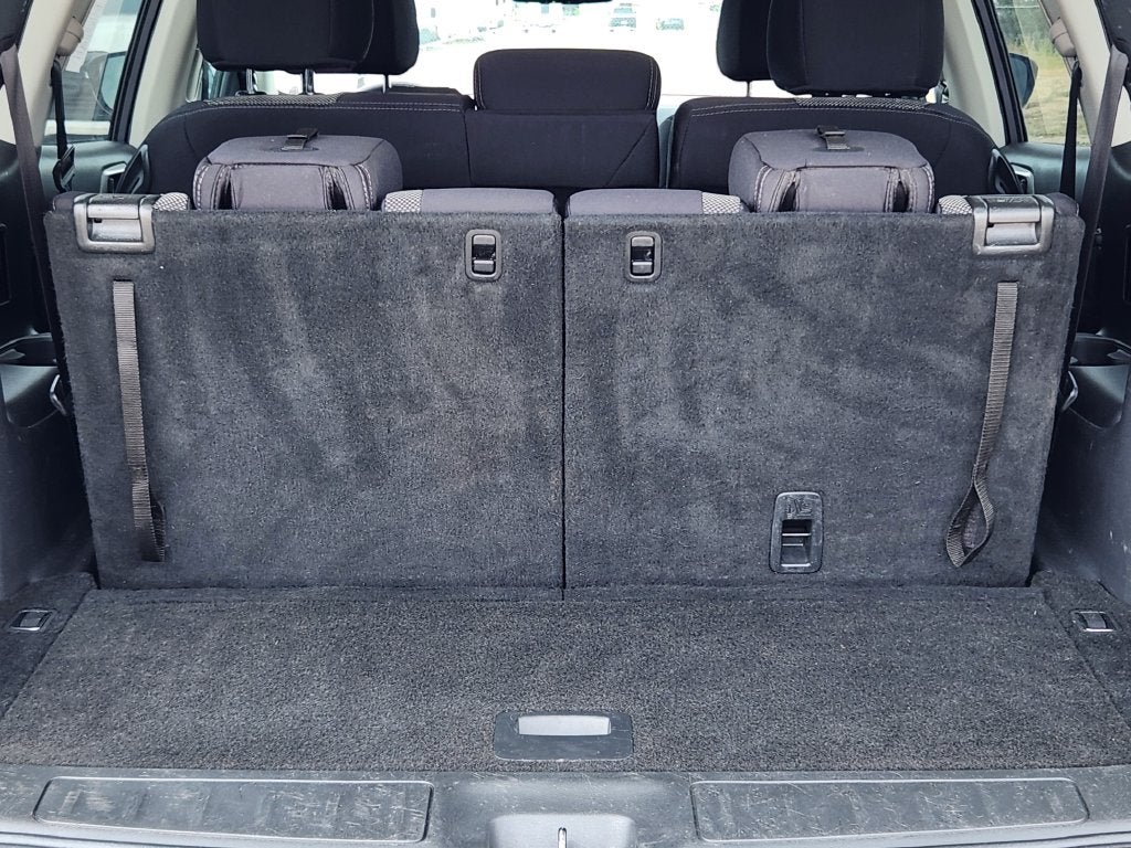 2017 Nissan Pathfinder SV