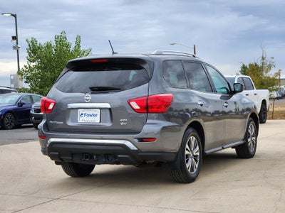 2017 Nissan Pathfinder SV