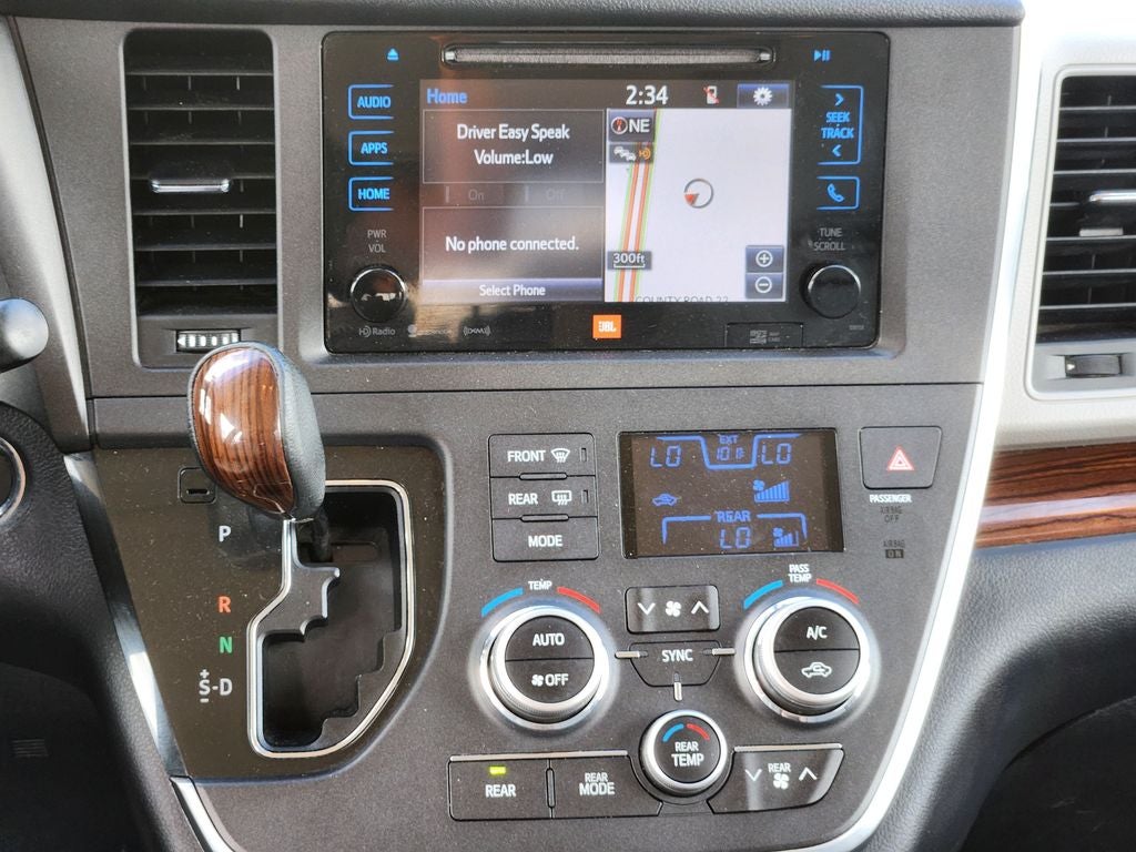 2017 Toyota Sienna Limited Premium 7 Passenger
