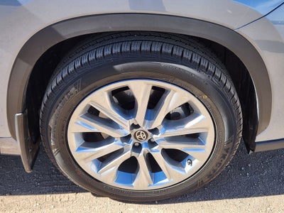 2022 Toyota Highlander Limited