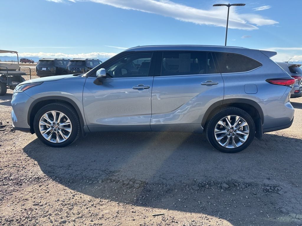 2022 Toyota Highlander Limited
