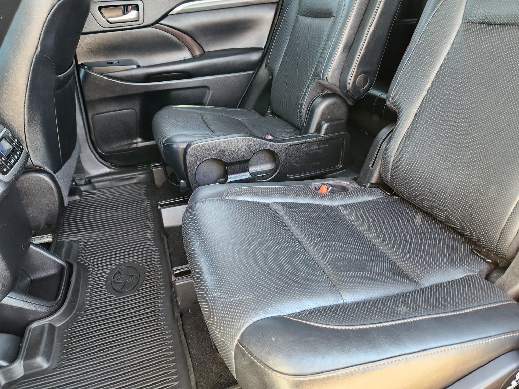2018 Toyota Highlander Limited Platinum