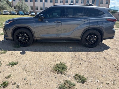 2024 Toyota Highlander XSE