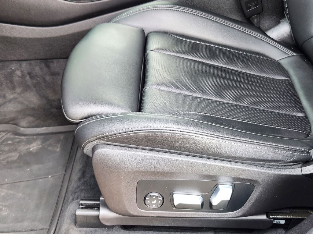 2022 BMW X3 M40i