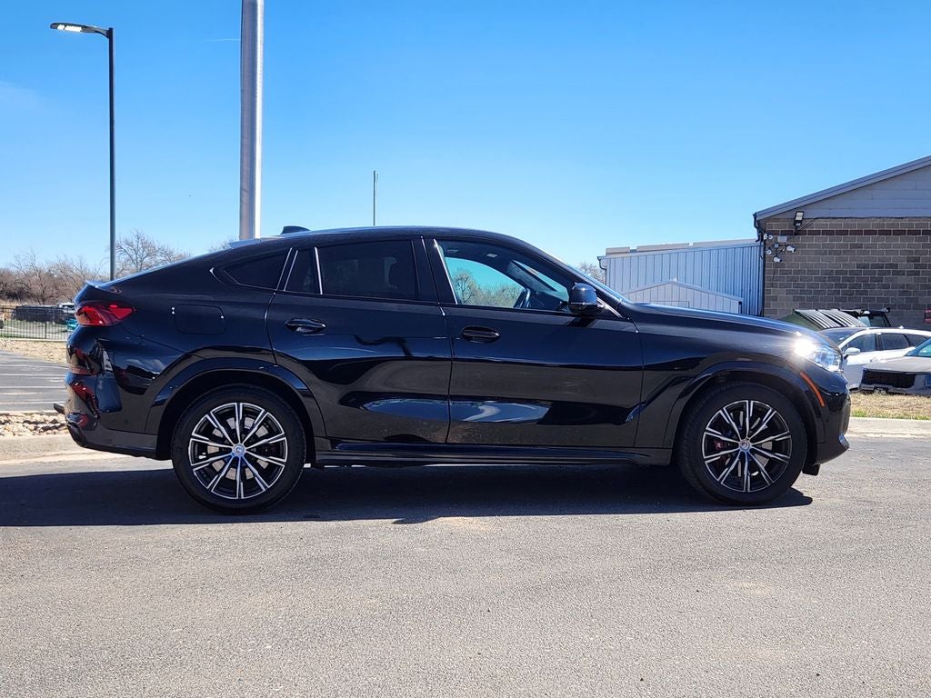 2023 BMW X6 M50i