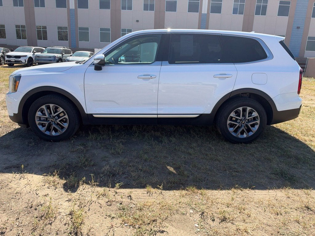 2023 Kia Telluride LX