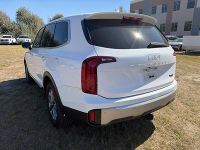 2023 Kia Telluride LX