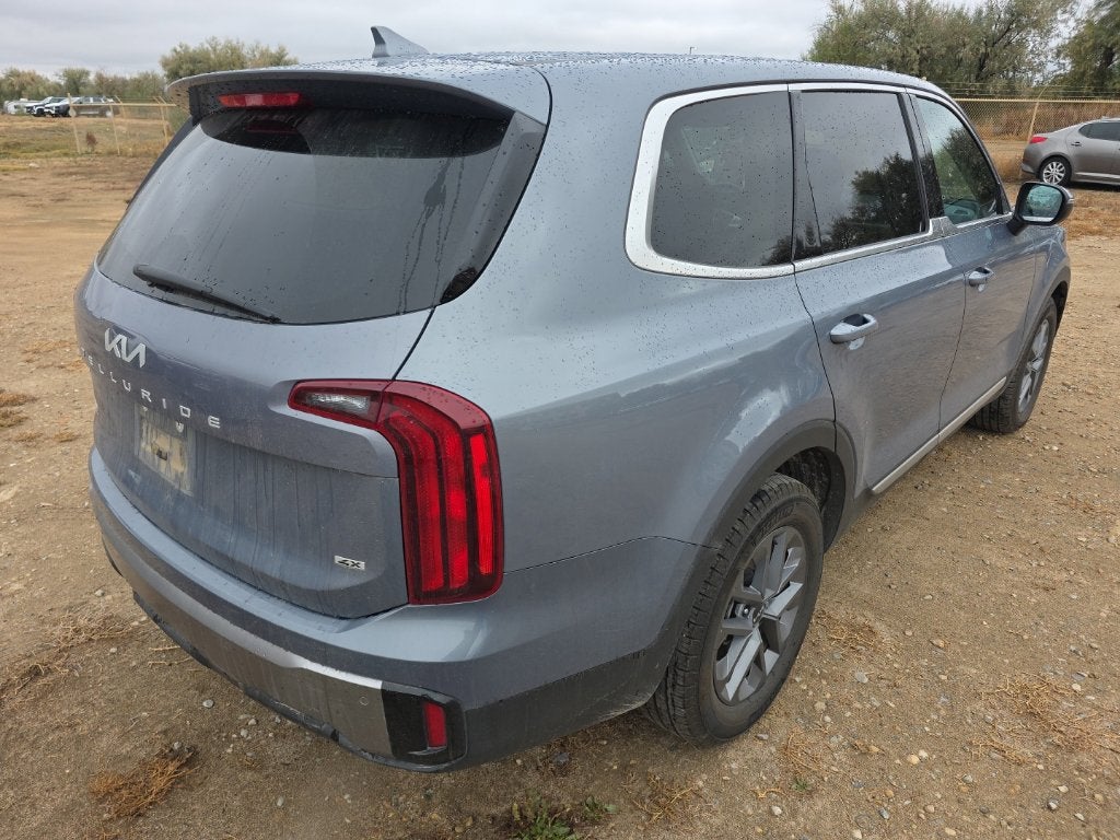2024 Kia Telluride LX