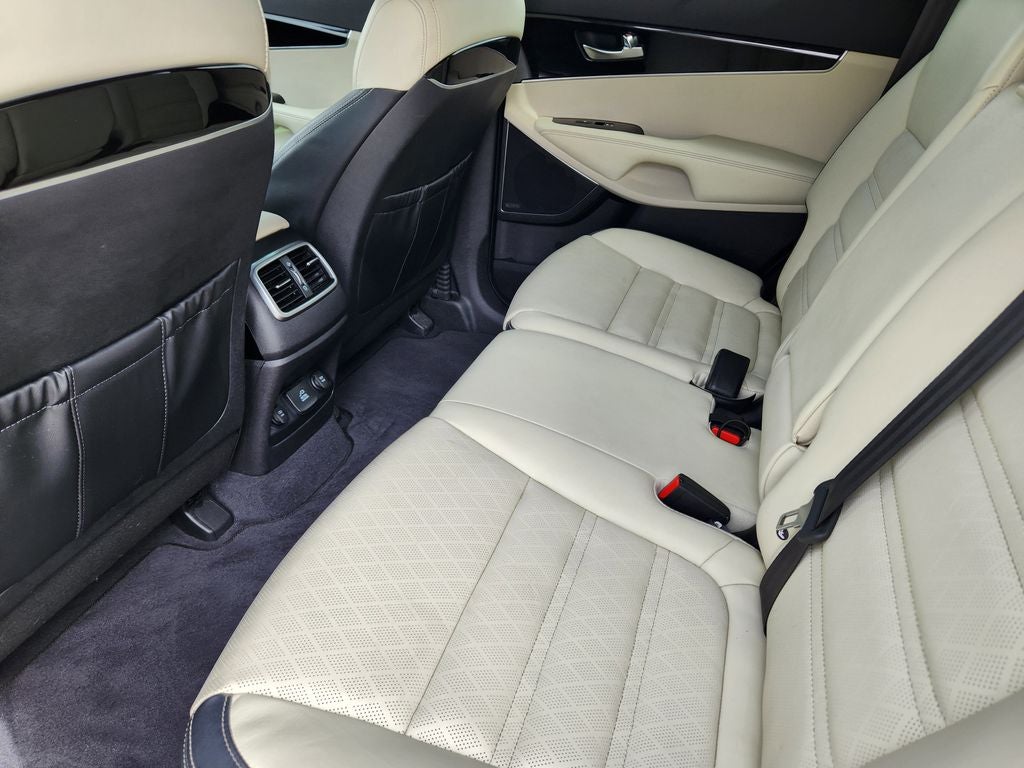 2017 Kia Sorento SX Limited