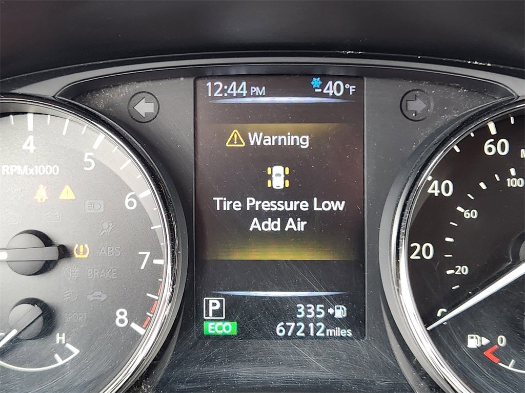 2017 Nissan Rogue SV