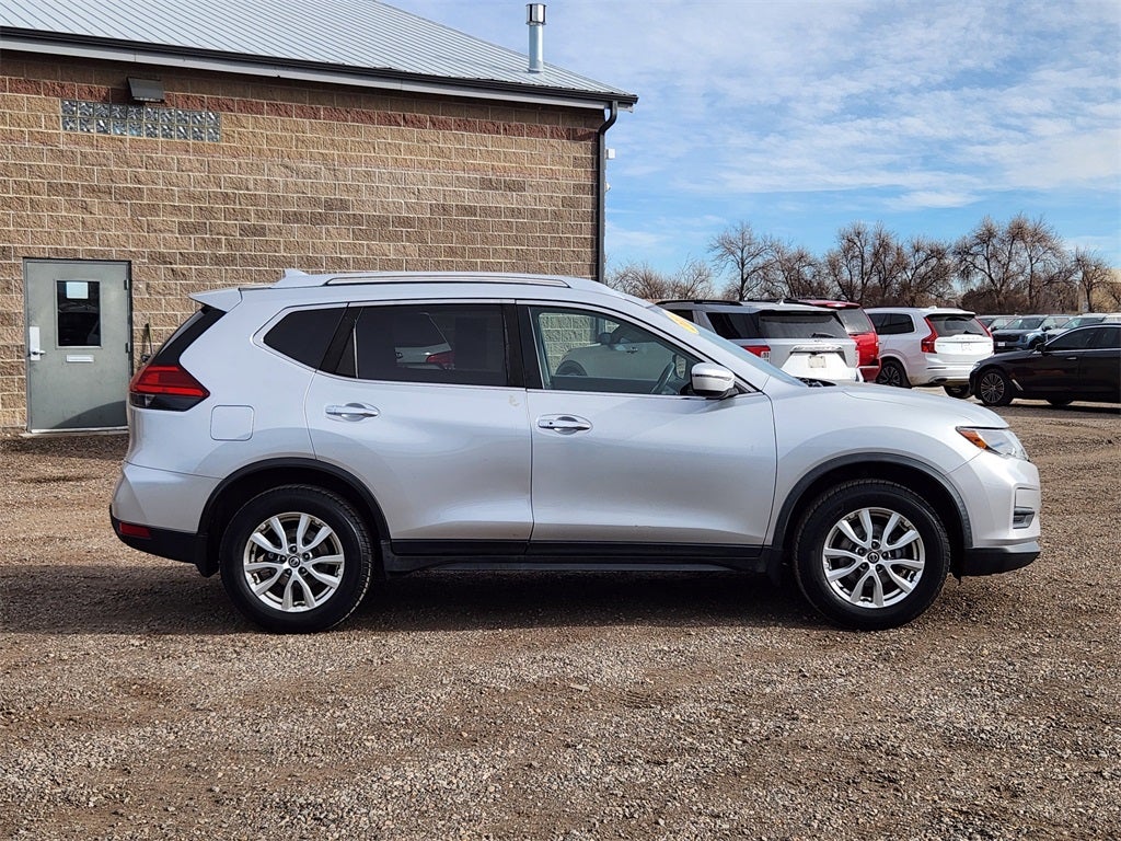 2017 Nissan Rogue SV
