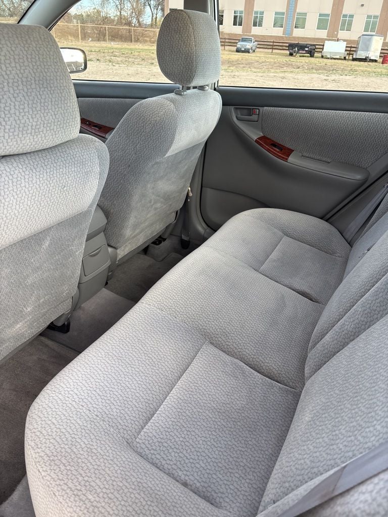 2003 Toyota Corolla LE