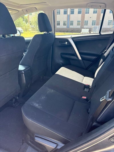 2017 Toyota RAV4 Hybrid XLE
