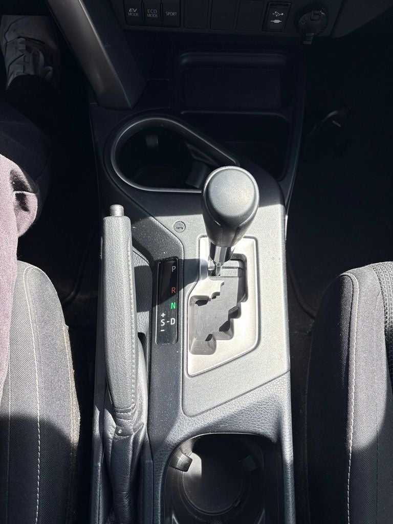 2017 Toyota RAV4 Hybrid XLE
