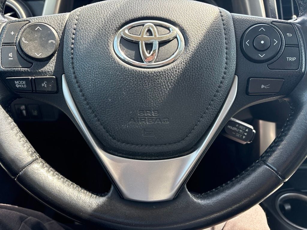 2017 Toyota RAV4 Hybrid XLE