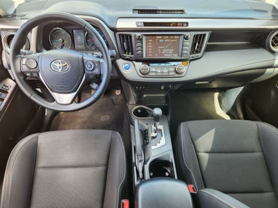 2017 Toyota RAV4 Hybrid XLE