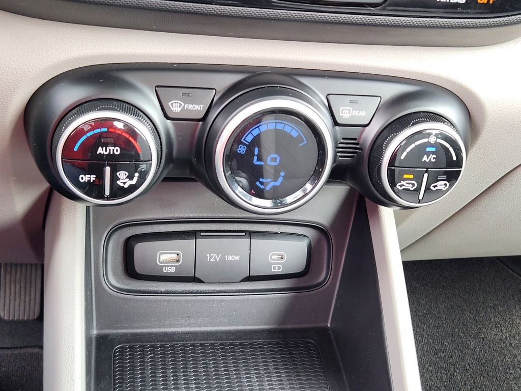 2023 Hyundai Venue SEL