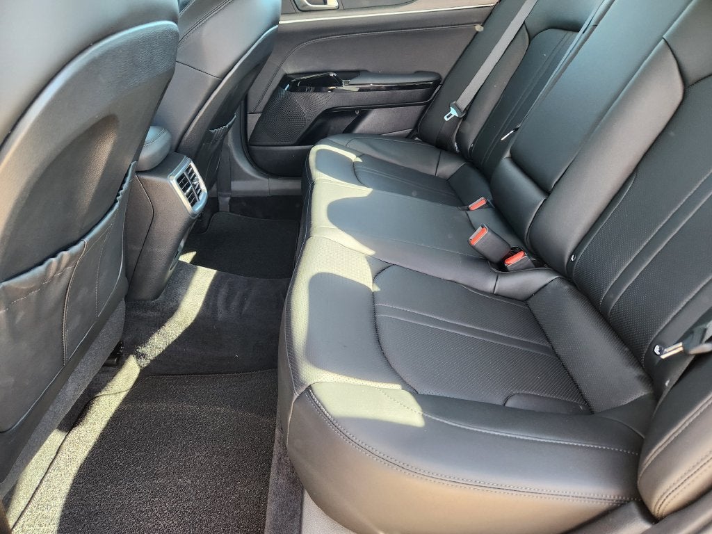 2025 Kia K5 EX