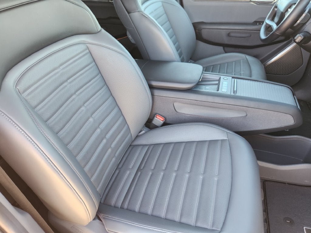 2024 Kia EV9 Land