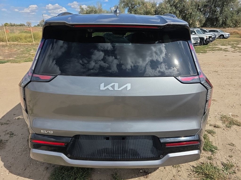 2024 Kia EV9 Land
