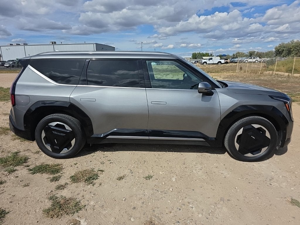 2024 Kia EV9 Land