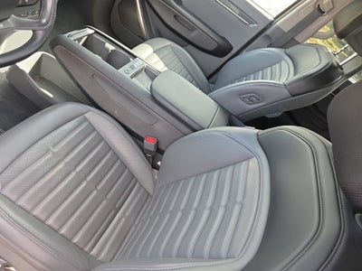 2024 Kia EV9 Land
