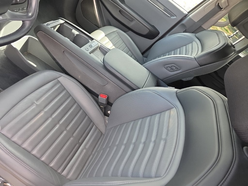 2024 Kia EV9 Land