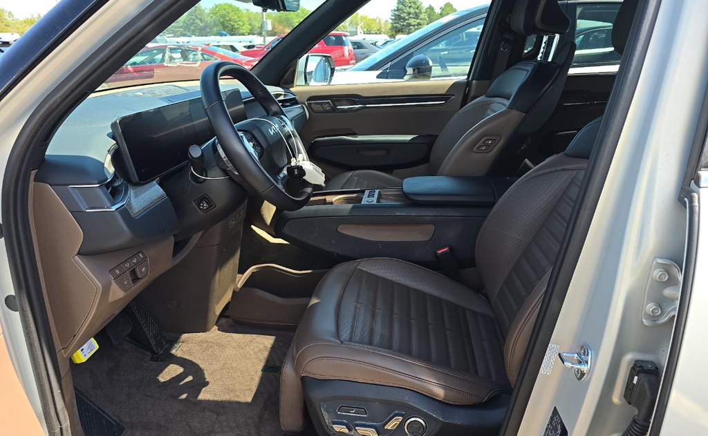 2024 Kia EV9 Land