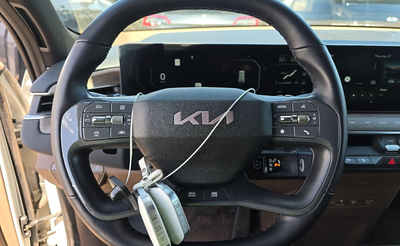 2024 Kia EV9 Land