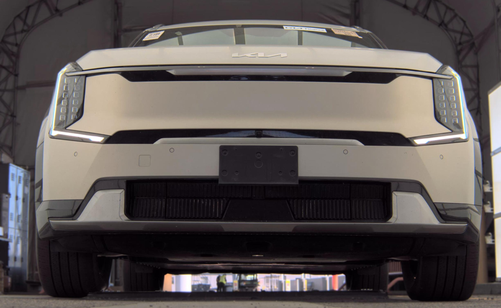 2024 Kia EV9 Land